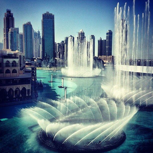 Dubai Mall Fountain Show