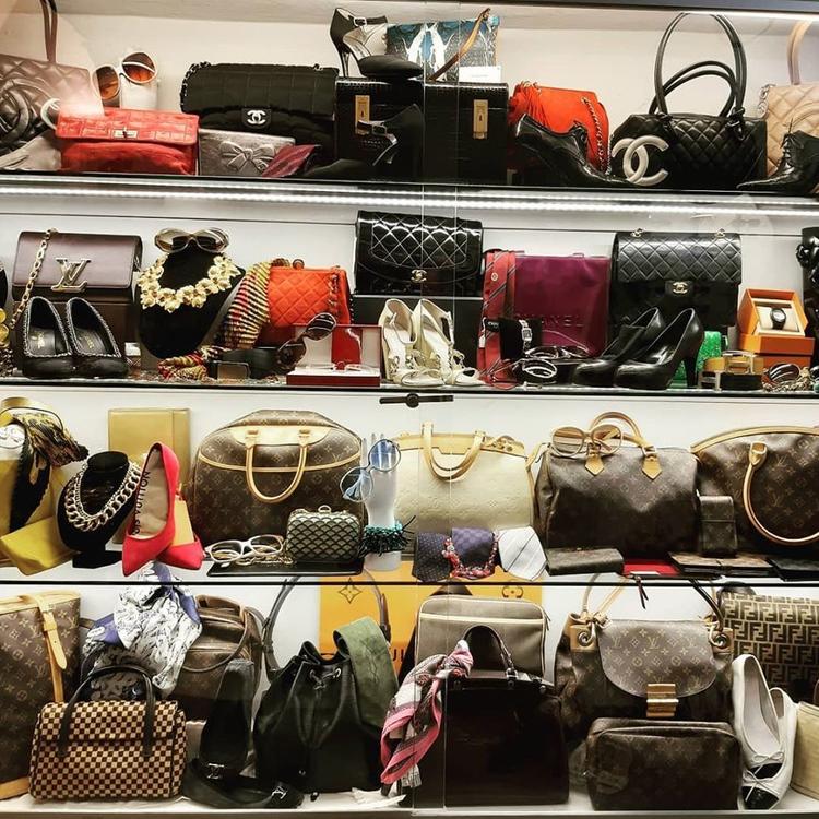 Street Doing Vintage Couture