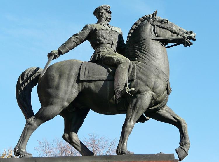Józef Piłsudski Monument