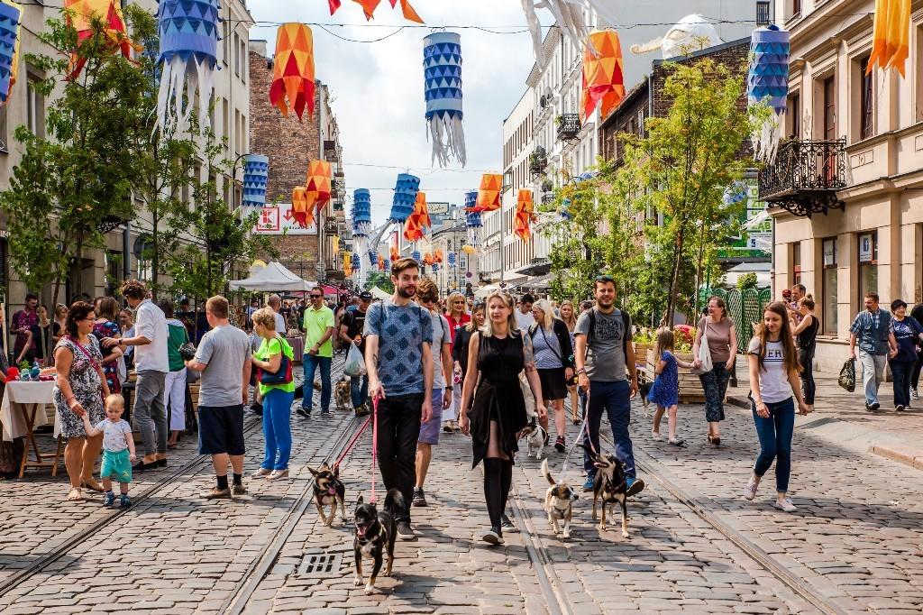Warsaw's Alternative Praga District