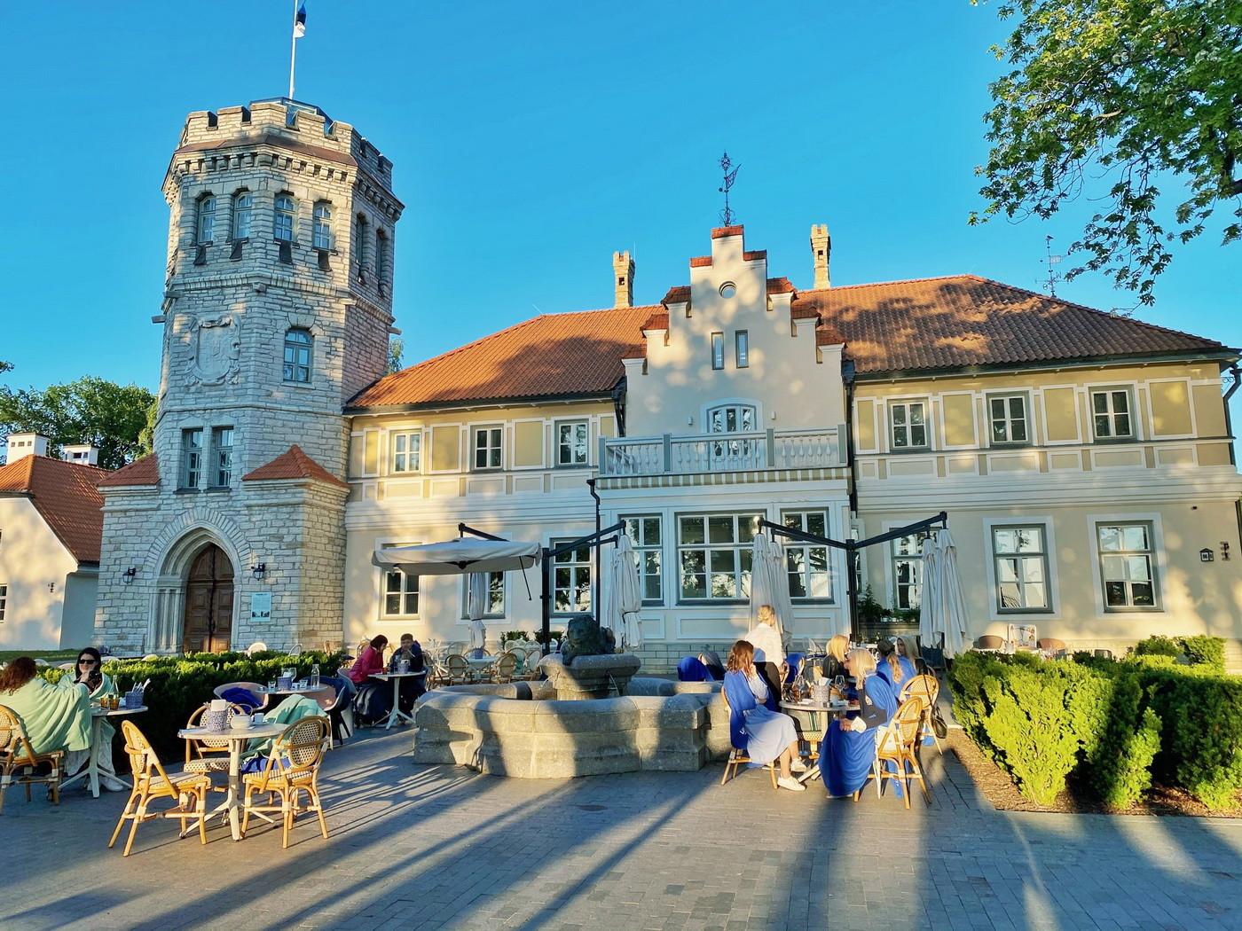 Estonian History Museum - Maarjamäe History Centre