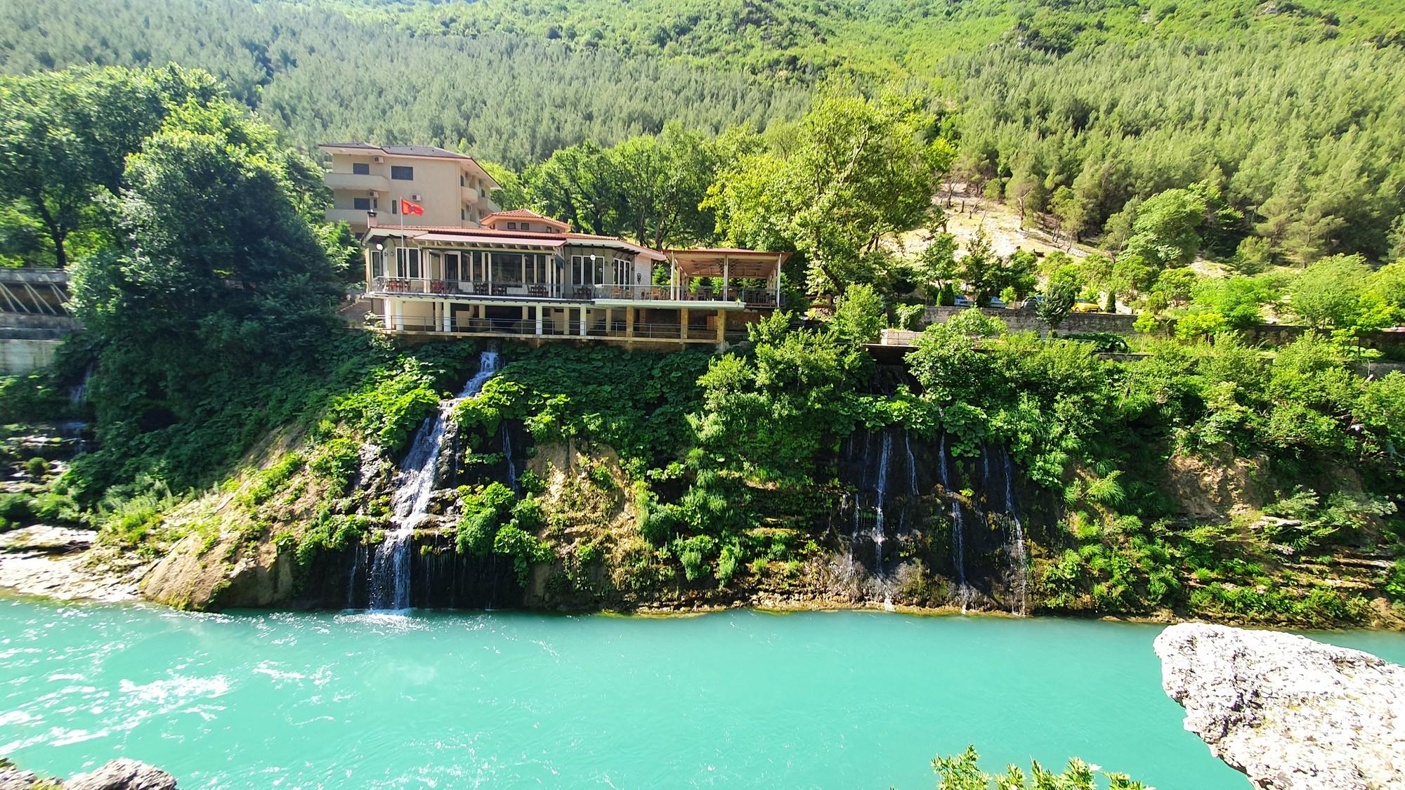 Gryka e Këlcyres Hotel & Restaurant