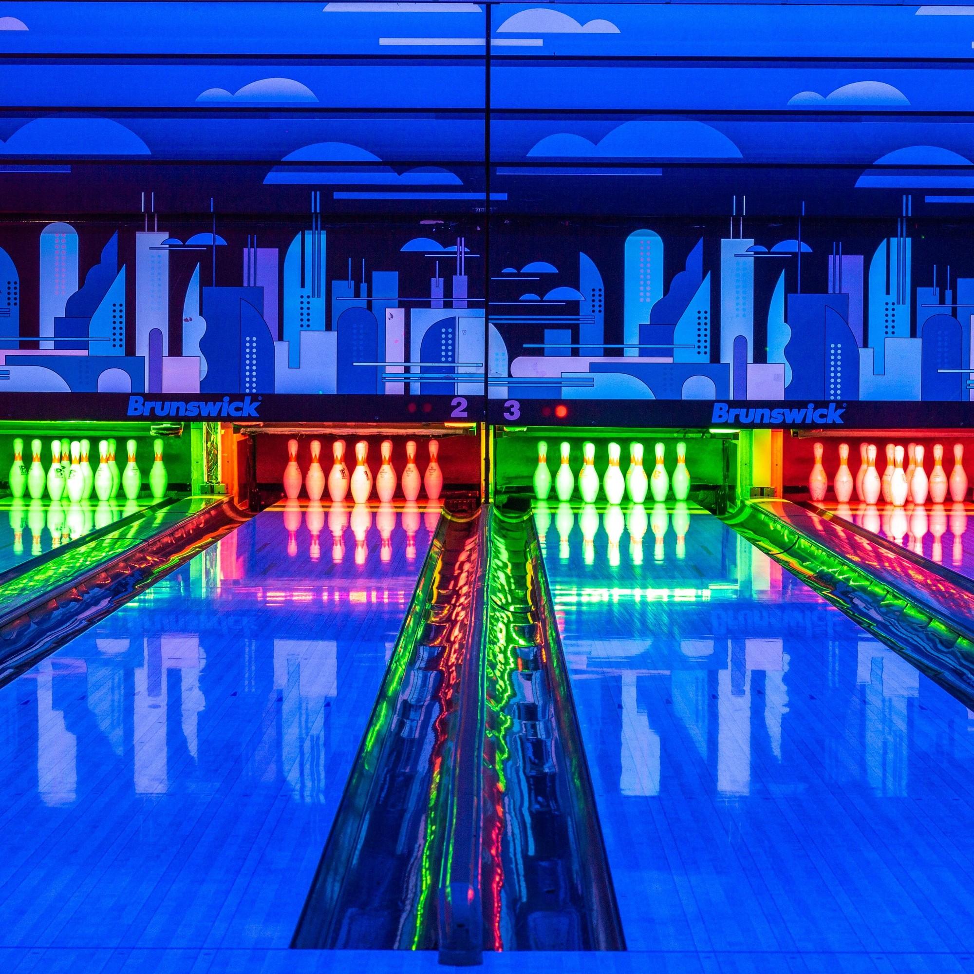 Mai Bowling