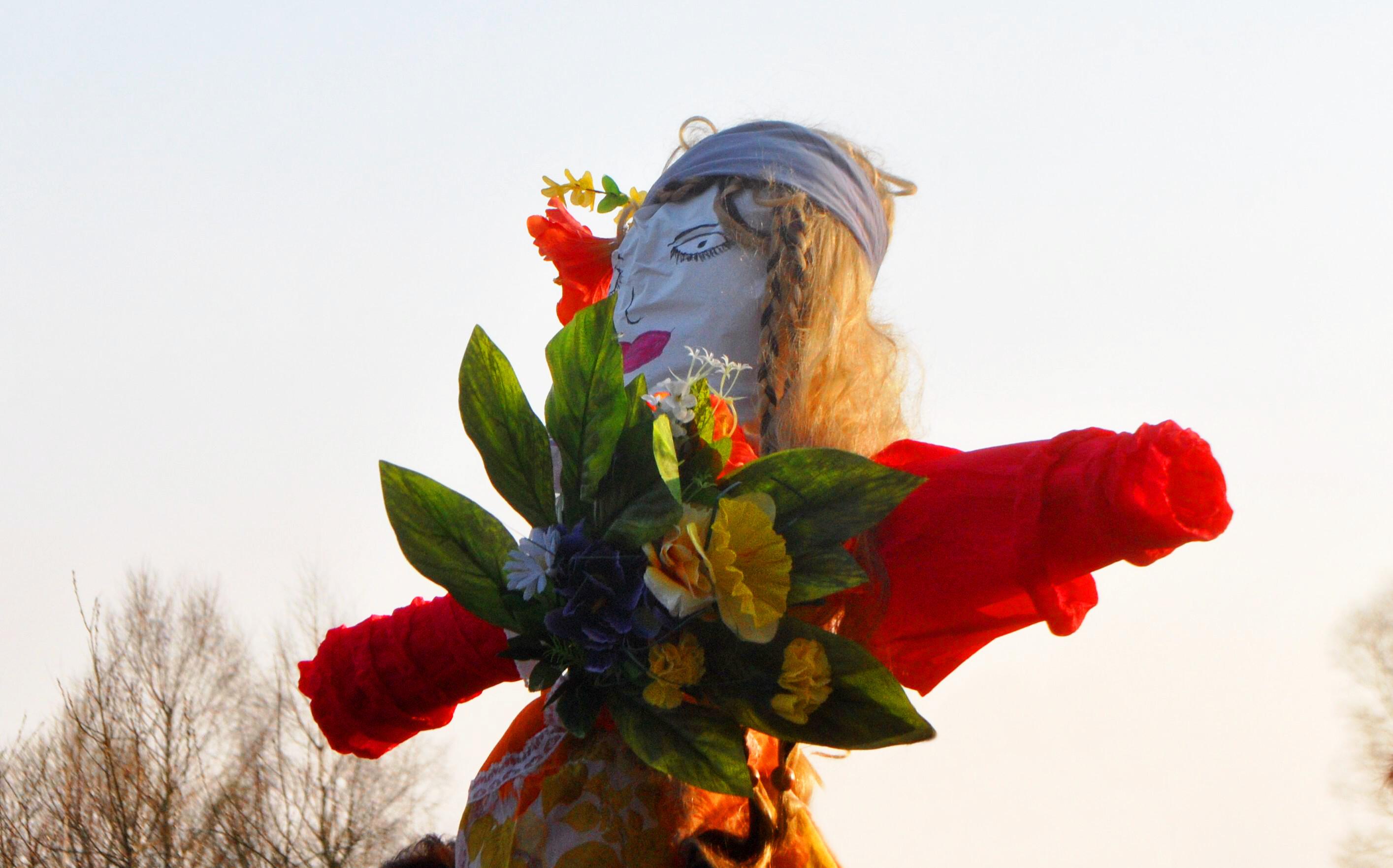 Fire, Water and Effigies: a Brief History of Slavic Traditions