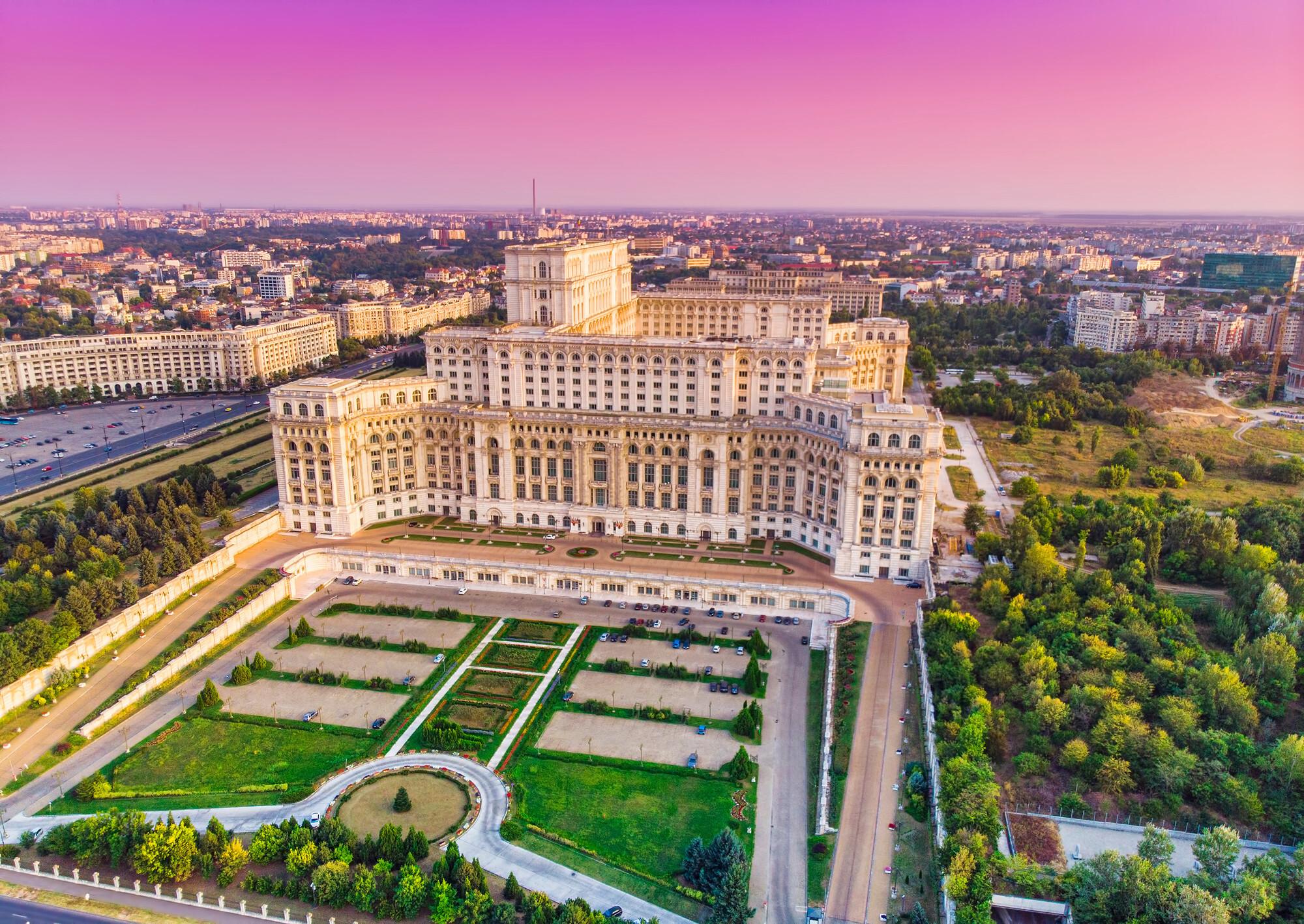 Exploring the Architectural Marvels of Bucharest: Iconic Buildings You Can't Miss