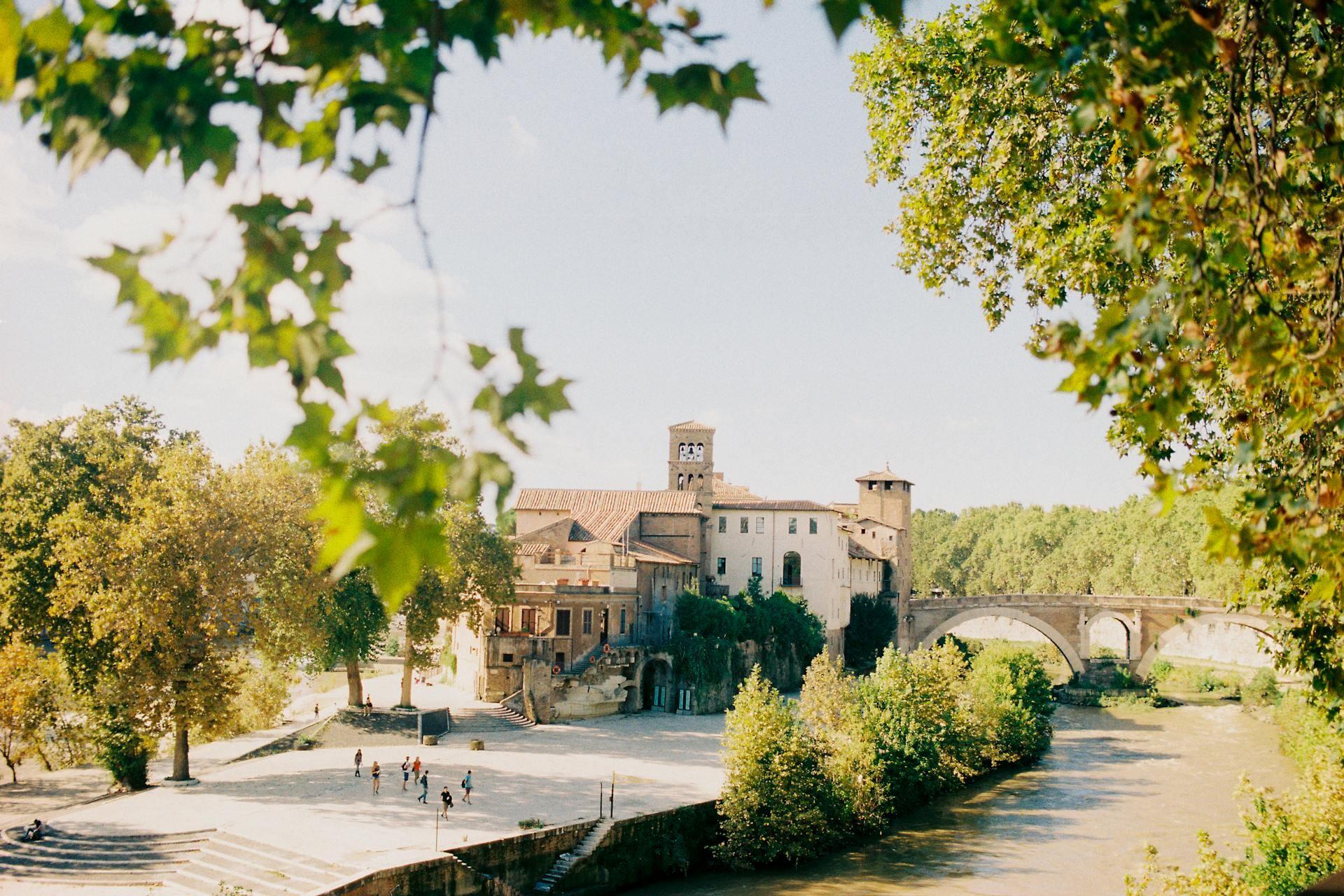Basking in Rome's Spring Glory: Your Seasonal Escape Guide