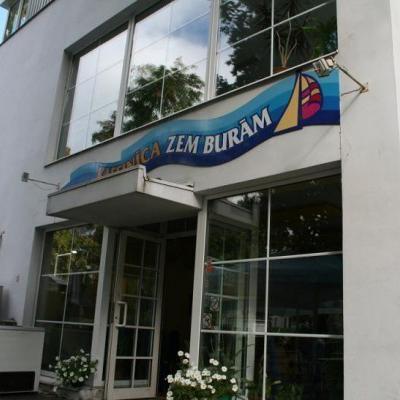 Zem Burām