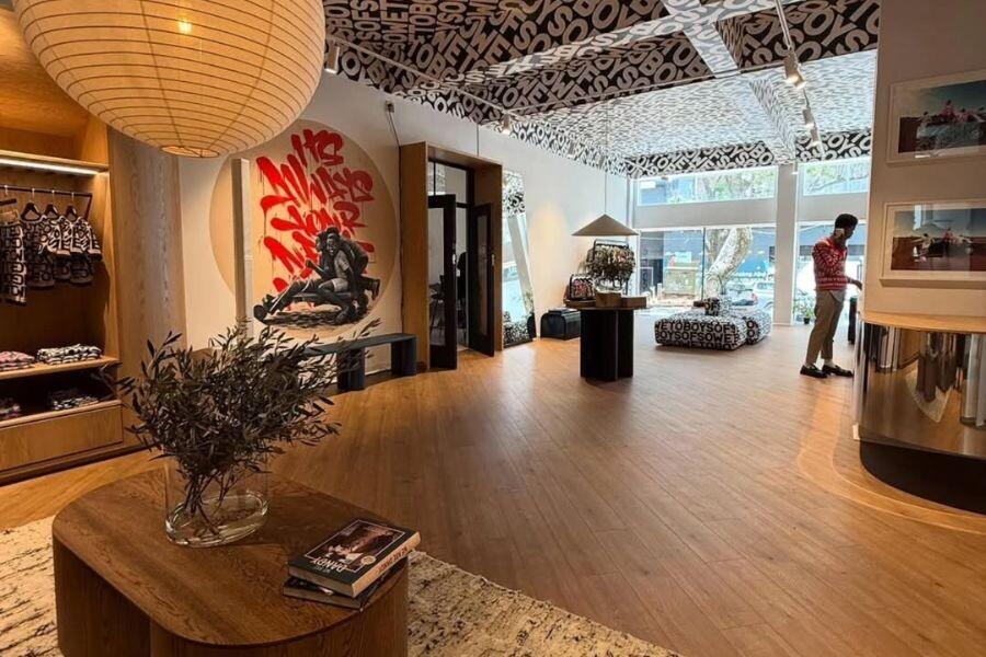 Gallery image