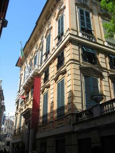 White Palace (Palazzo Bianco) 