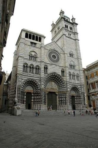 Saint Lawrence’s Cathedral (Cattedrale di S. Lorenzo) 
