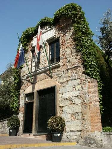 Christopher Columbus’ House (Casa di Cristoforo Colombo) 