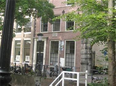 B&B Bed aan de Nieuwegracht