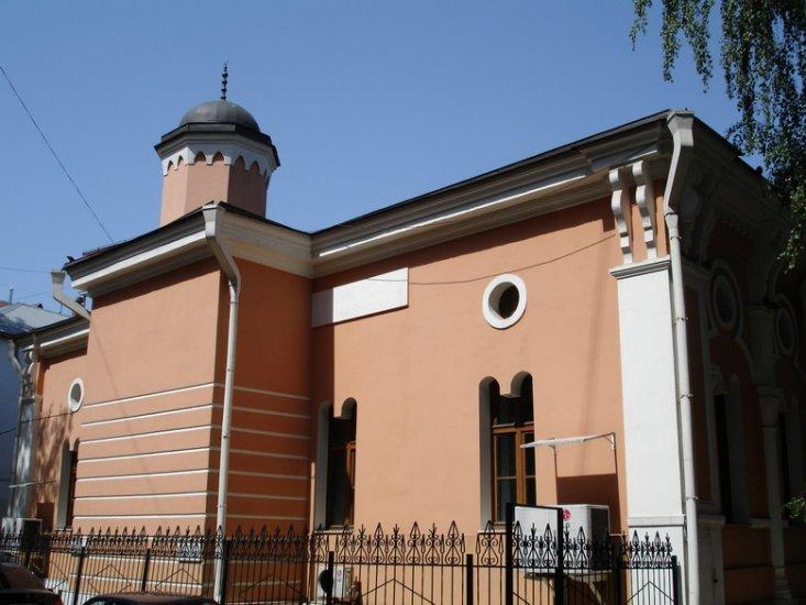 Historical Moscow Mosque