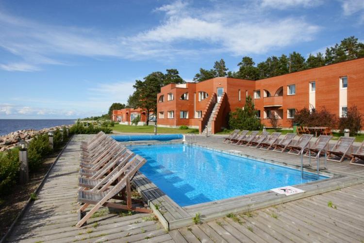 Lepanina Hotel