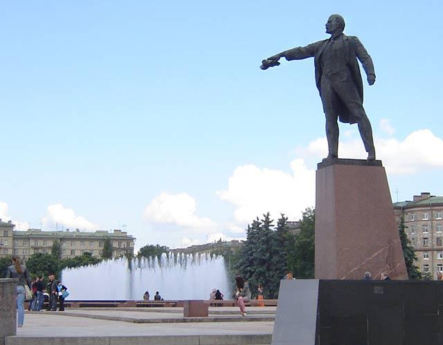 Lenin statues
