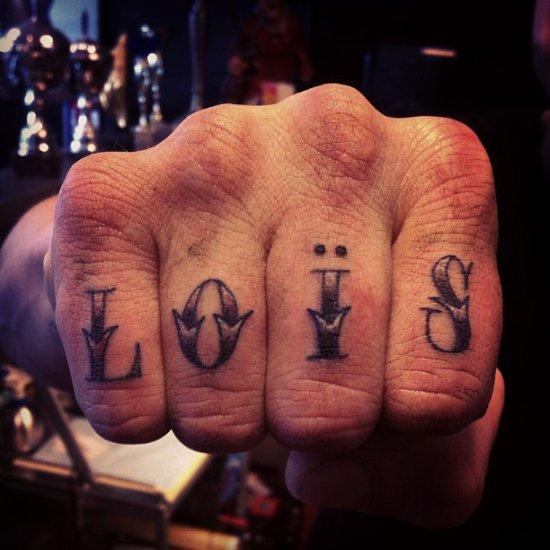 Cash and Glory Tattoo en piercing