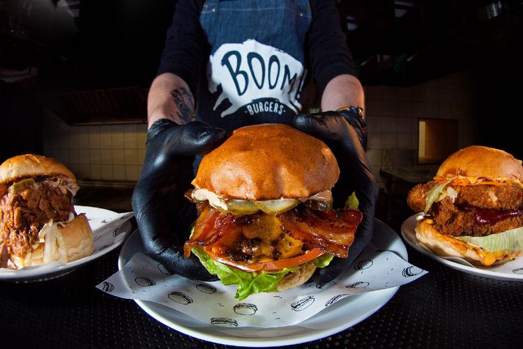 Boom! Burgers