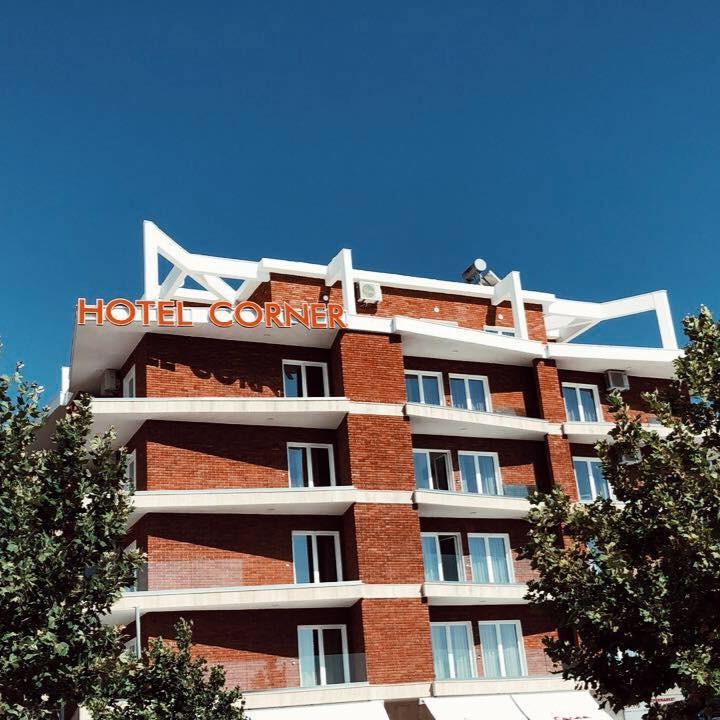 Hotel Corner