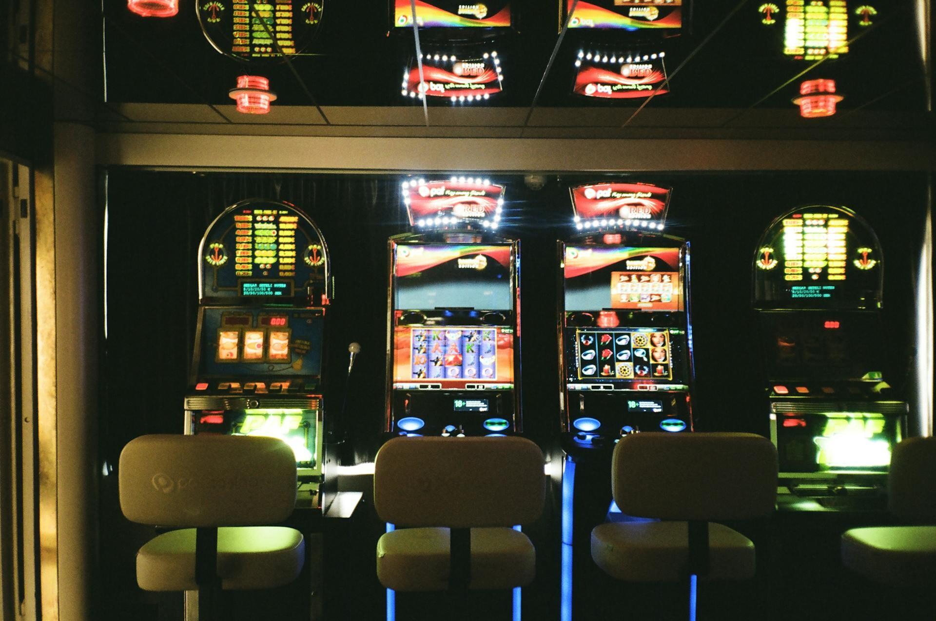 Exploring the Biggest Wins in the History of Slot Games