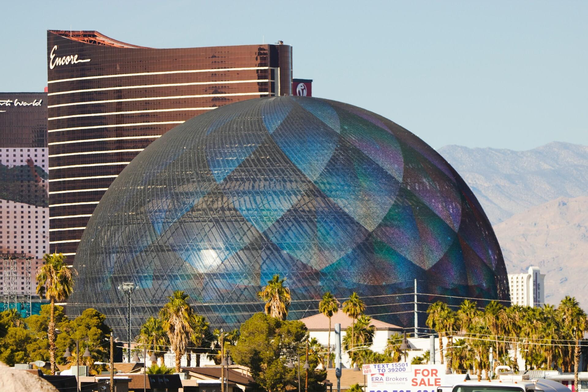 Las Vegas for Non-Gamblers: What to Do, See and Eat Without Setting Foot in a Casino