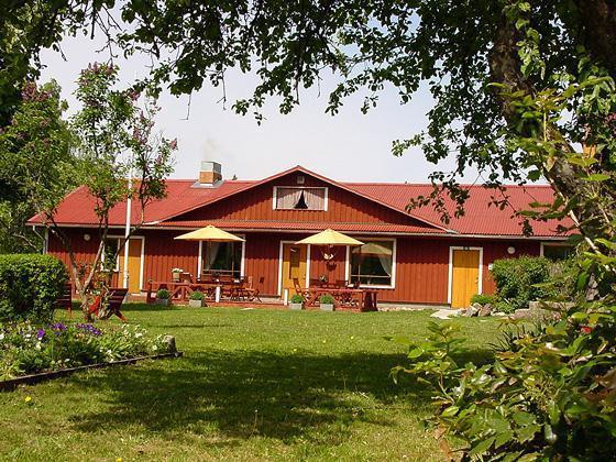 Linnamehe Guest Farm