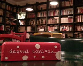 Book Caffe Dnevni boravak