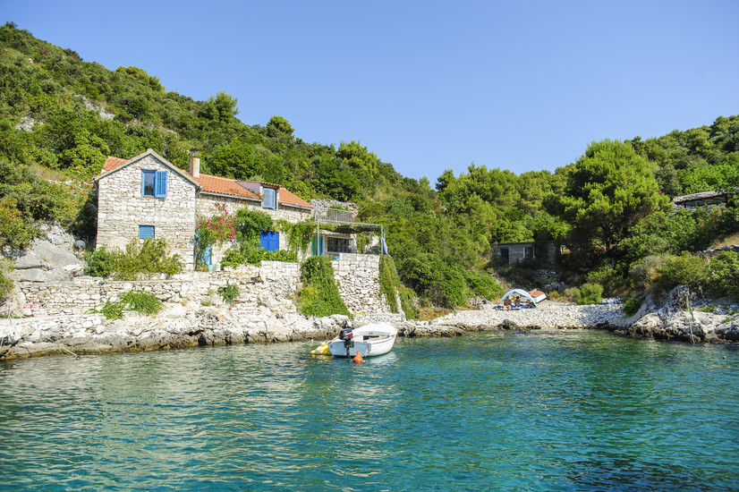 Šolta Tourist Info Center | Surroundings | Split