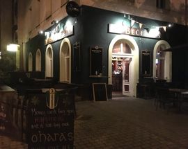 Beckett's Irish Pub