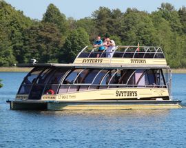 Holiday & Party boat